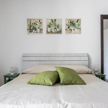Simonetta A Mancaversa 9pax- Apulia Вилла Марина-ди-Манкаверса