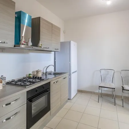 Simonetta A Mancaversa 9pax- Apulia *