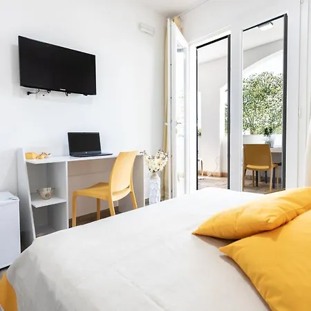 Simonetta A Mancaversa 9pax- Apulia Марина-ди-Манкаверса
