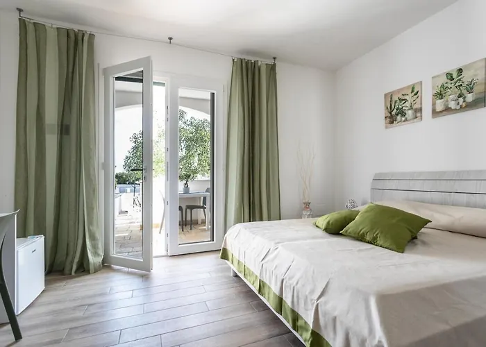 ヴィラ Simonetta A Mancaversa 9pax- Apulia