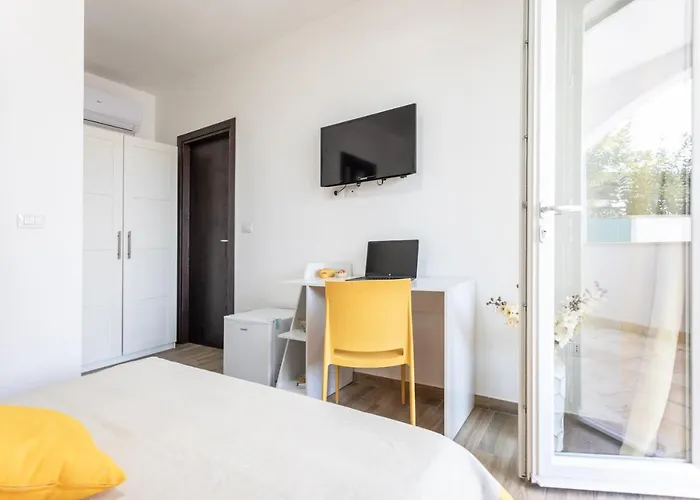Simonetta A Mancaversa 9pax- Apulia *