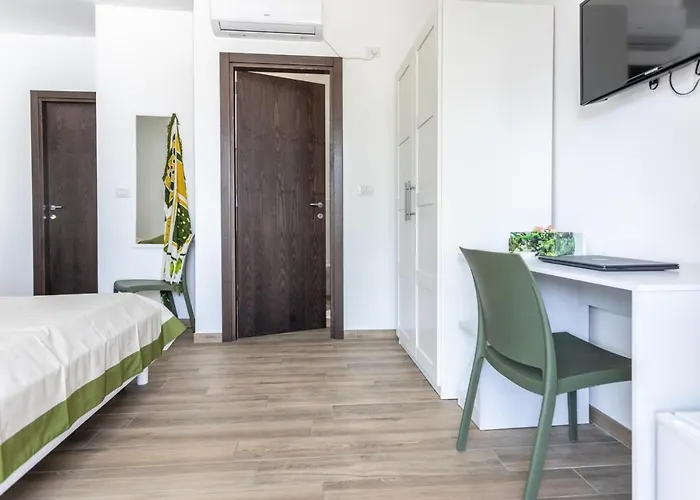 Villa Simonetta A Mancaversa 9pax- Apulia
